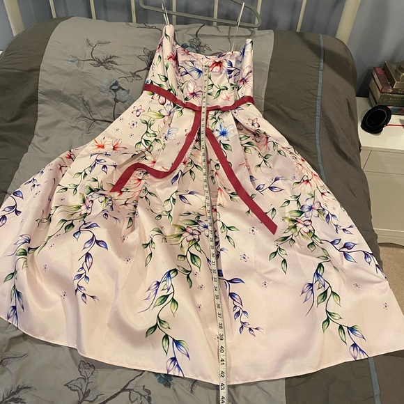 NEW Marchesa Notte Strapless Floral Gown Lilac 12 - Picture 11 of 11